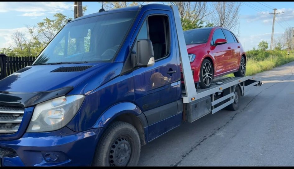 Servicii de tractări auto și transport pe platformă