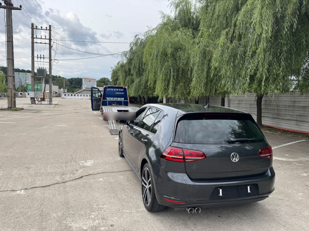 Cât costă o tractare auto în Pitești și cum se stabilește prețul? 3 Pregătirea unei mașini pentru încărcare pe platformă auto